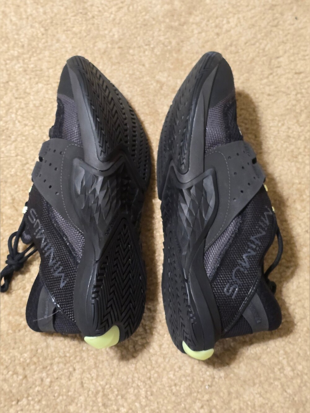 New Balance Men’s Minimus TR V2 Black Athletic Shoes - Picture 9 of 9